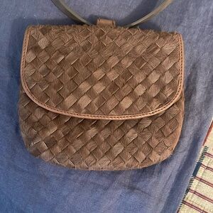 BOTTEGA VENETA PELT LEATHER WOVEN BELT BAG CROSS BODY CLUTCH